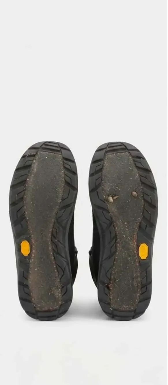 Simms intruder wading